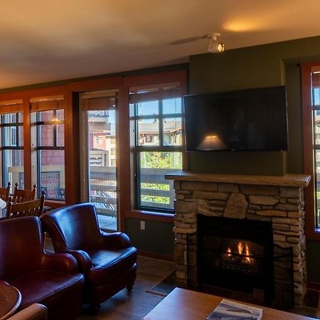 The Village Lodge Mammoth Lakes Exteriör bild