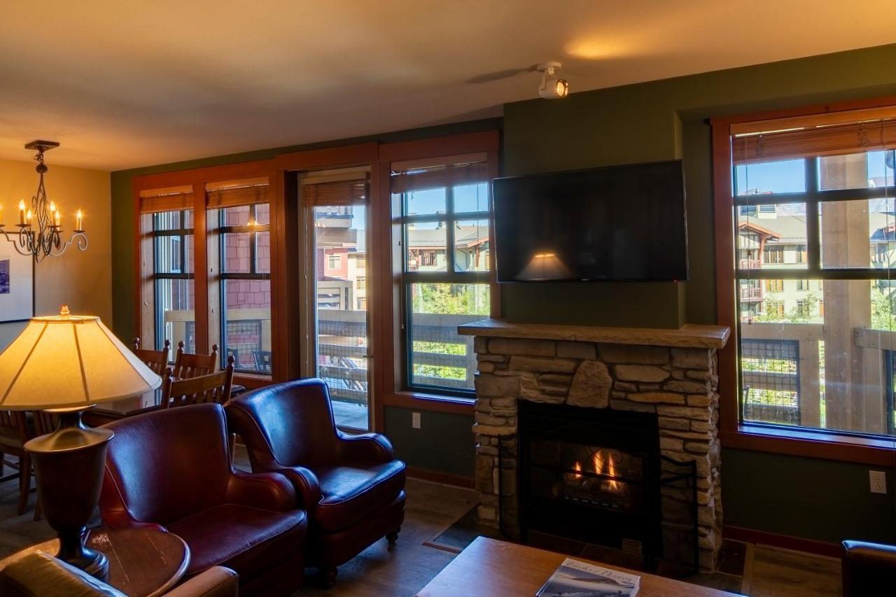 The Village Lodge Mammoth Lakes Exteriör bild
