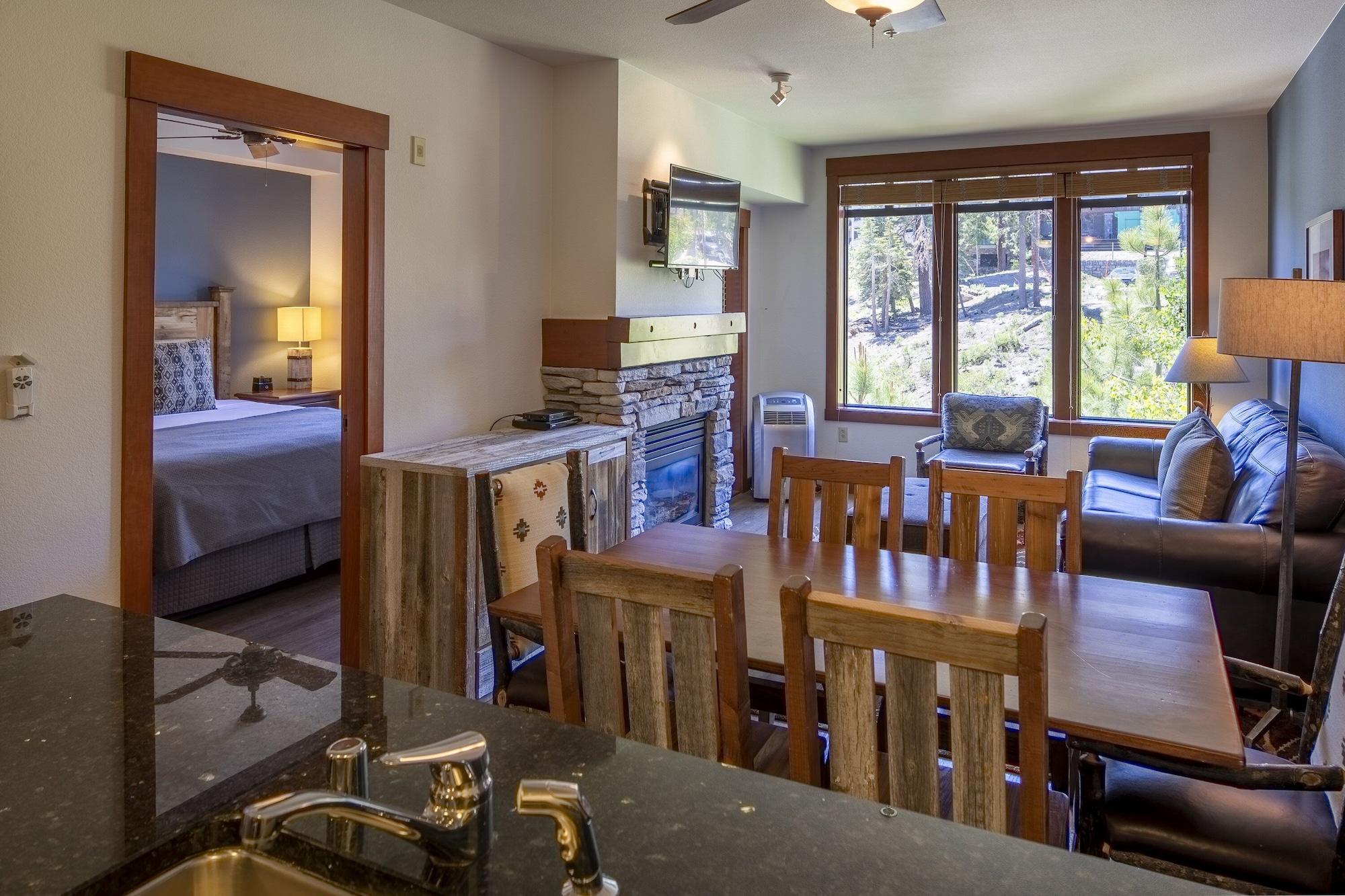 The Village Lodge Mammoth Lakes Exteriör bild