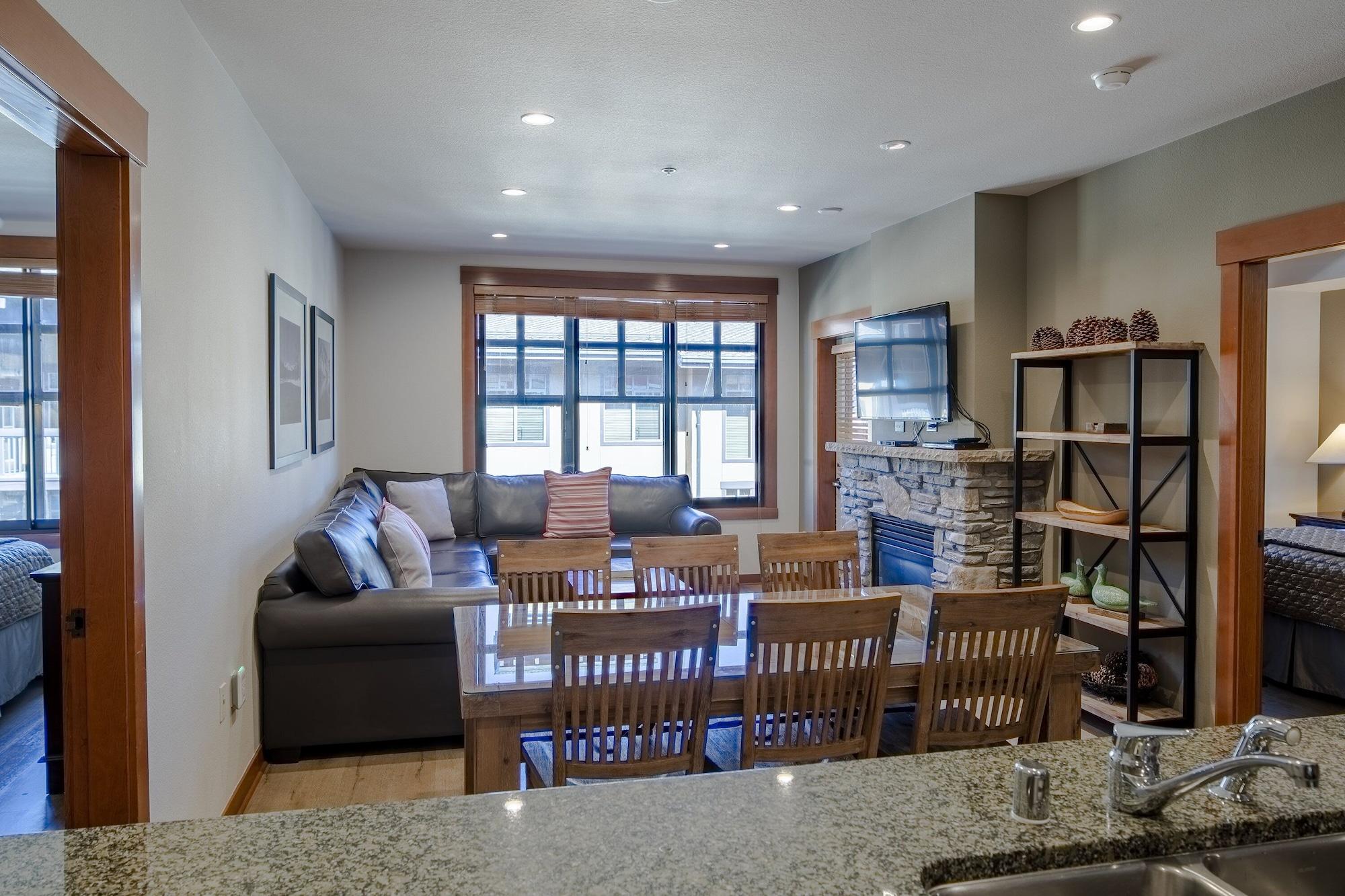 The Village Lodge Mammoth Lakes Exteriör bild