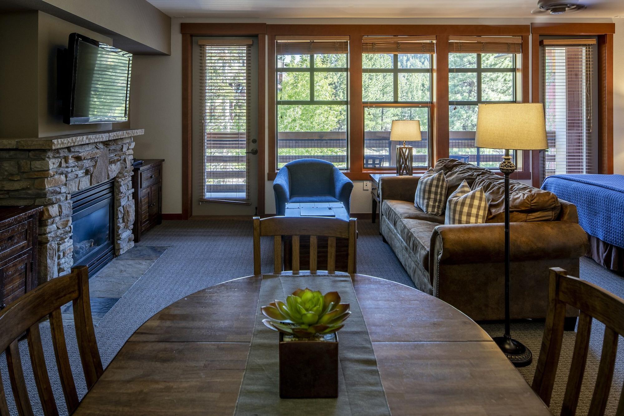 The Village Lodge Mammoth Lakes Exteriör bild
