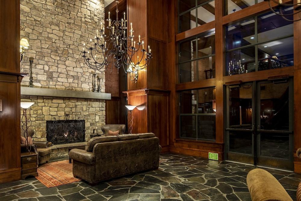 The Village Lodge Mammoth Lakes Exteriör bild