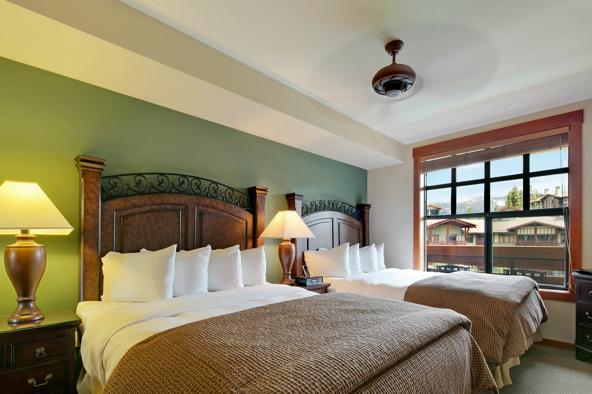 The Village Lodge Mammoth Lakes Exteriör bild